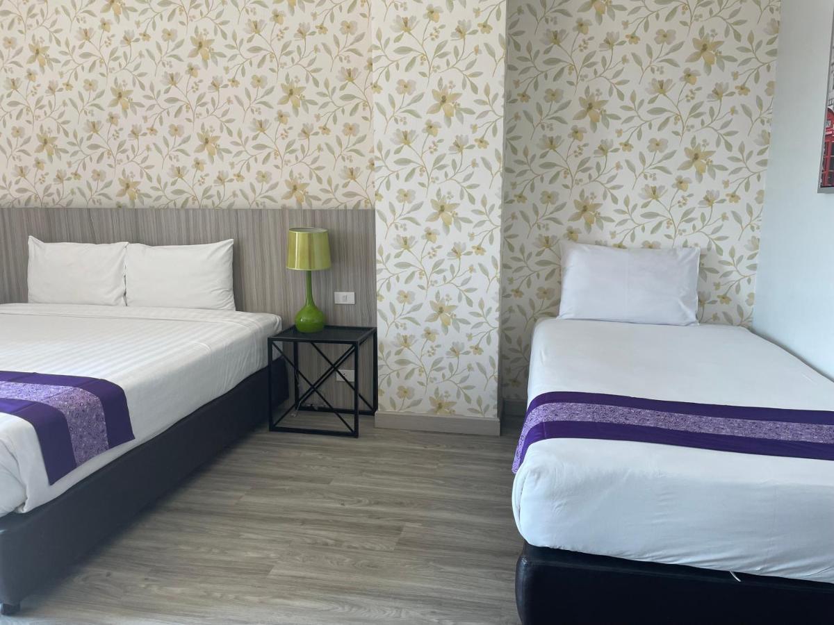 Embryo Hotel Патая Екстериор снимка