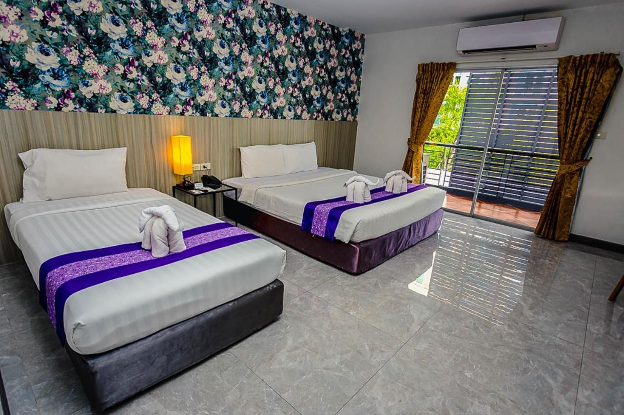 Embryo Hotel Патая Екстериор снимка