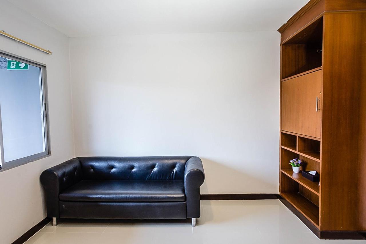 Embryo Hotel Патая Екстериор снимка