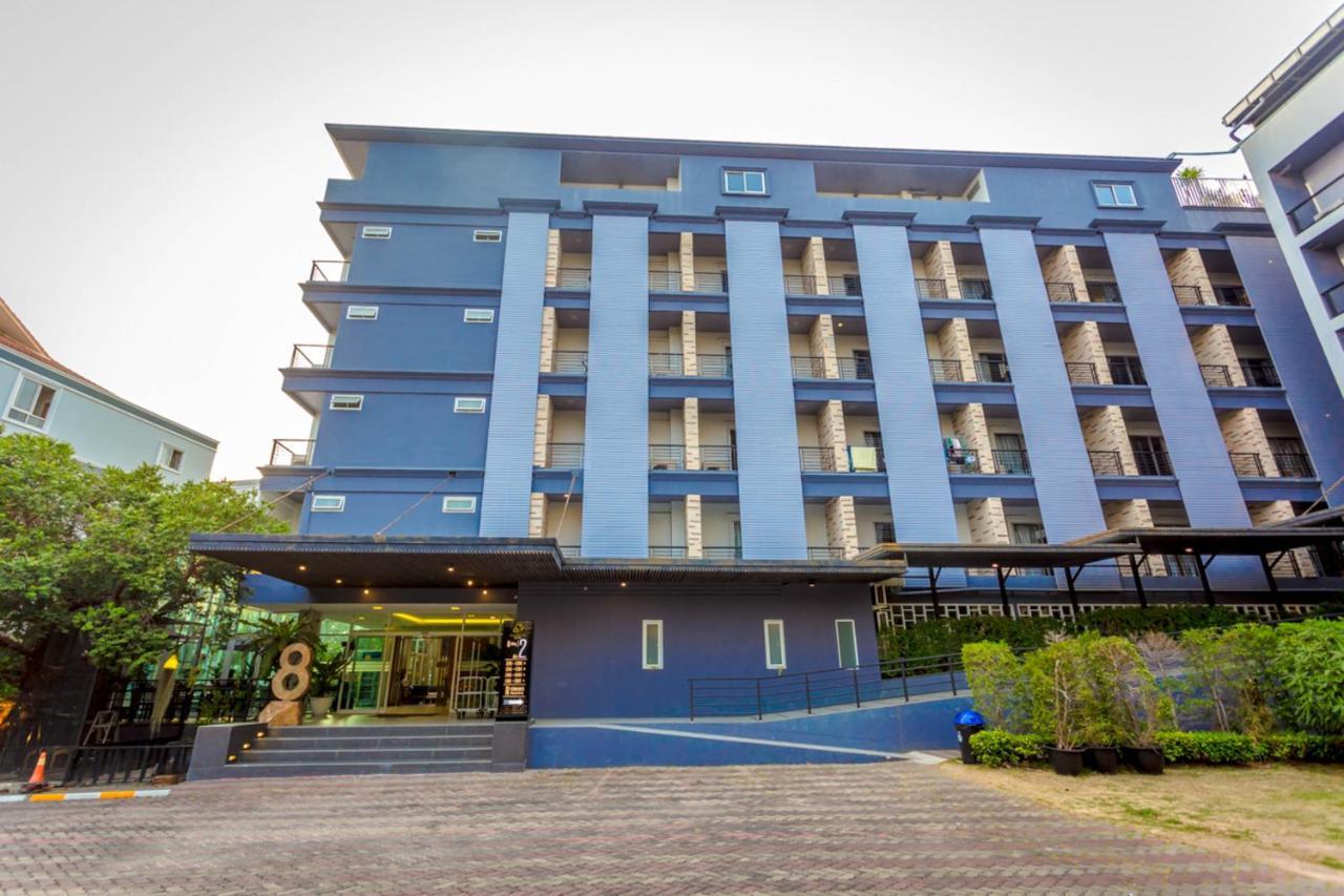Embryo Hotel Патая Екстериор снимка