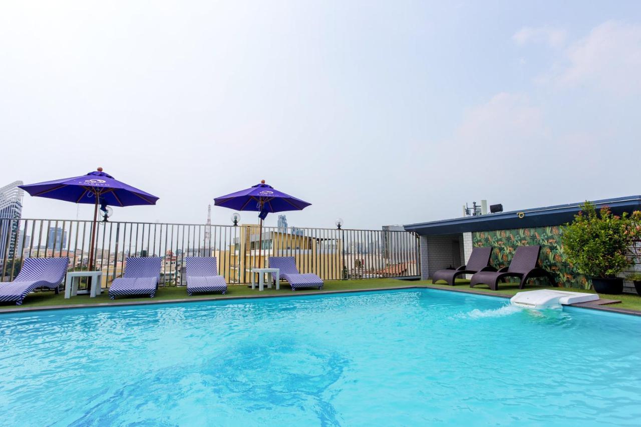 Embryo Hotel Патая Екстериор снимка