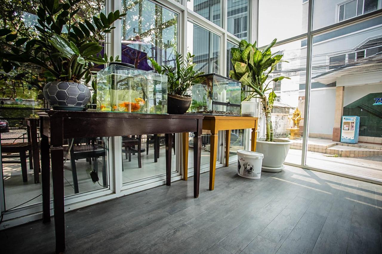 Embryo Hotel Патая Екстериор снимка